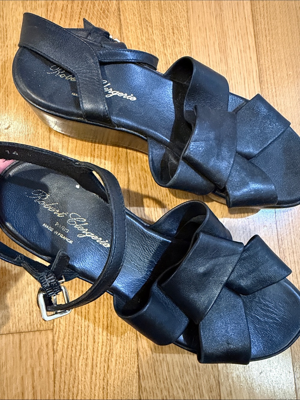 Robert Clergerie Black Leather Knot-Front Sandals